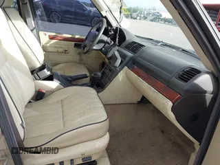 2000 Land Rover Range Rover with VIN SALPV1649YA434741, listed as a IAAI auction lot 41609806 with Not Provided miles and . Bid and sale history available at DreamBid. Image 5.