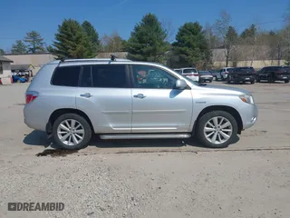 2009 Toyota Highlander Hybrid Limited with VIN JTEEW44A392029925, listed as a IAAI auction lot 42119461 with 183,119 mi miles. Bid and sale history available at carsss.com. Image 13.