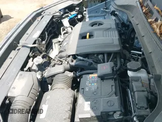 2018 Hyundai Kona SE z VIN KM8K1CAA7JU115683, wystawiony jako IAAI lot #42803557 z przebiegiem 36 420 mil mil oraz . Historia ofert i sprzedaży dostępna na DreamBid. Obrazek 20.