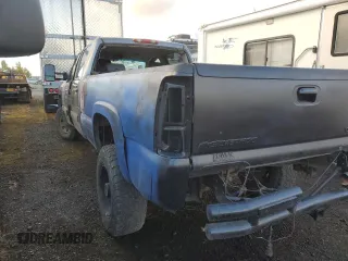 2008 Chevrolet Silverado 3500HD SRW 1LT with VIN 1GCHK33638F220983, listed as a Copart auction lot 76046144 with 338,817 mi miles and Salvage Title. Bid and sale history available at DreamBid. Image 2.