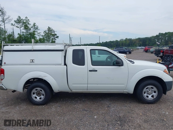 2015 Nissan Frontier SV with VIN 1N6BD0CT5FN715223, listed as a IAAI auction lot 42689996 with 166,446 mi miles and . Bid and sale history available at DreamBid. Image 13.