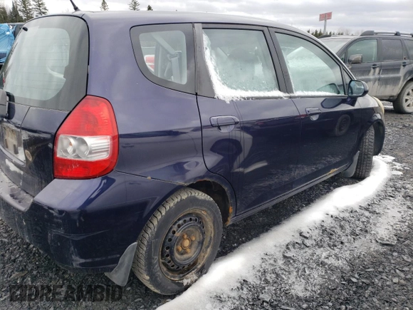 2008 Honda Fit с VIN JHMGD38498S813315, выставлен на аукционе Copart как лот 52961525 с пробегом 276 083 миль миль и Списание • Salvage title. История ставок и продаж доступна на DreamBid. Изображение 3.