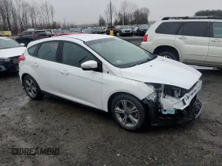 2016 Ford Focus SE with VIN 1FADP3KEXGL303972, listed as a Copart auction lot 49106385 with 33,919 mi miles and Salvage Title. Bid and sale history available at carsss.com. Image 4.