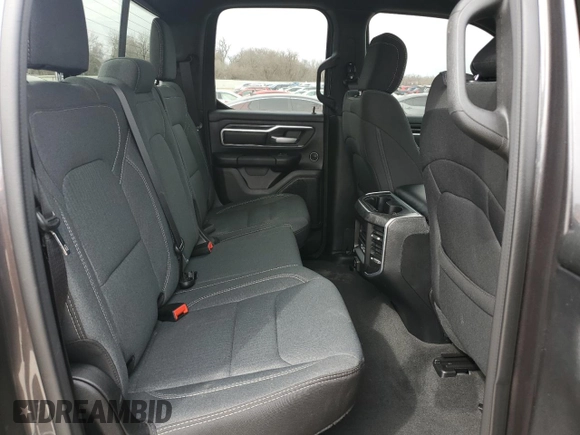 2022 Ram 1500 Big Horn z VIN 1C6SRFBT3NN145608, wystawiony jako Copart lot #47958225 z przebiegiem 51 134 mil mil oraz Szkoda całkowita • Salvage title. Historia ofert i sprzedaży dostępna na DreamBid. Obrazek 10.