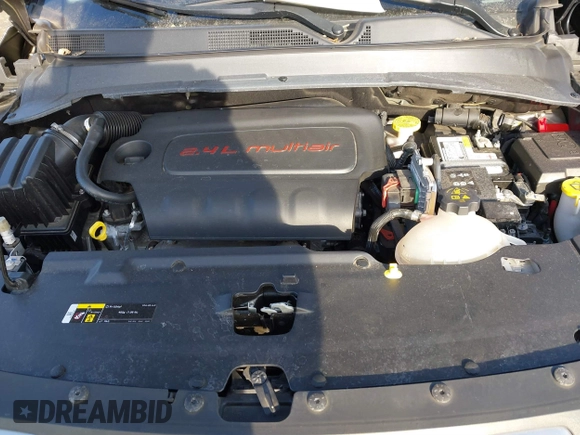 2022 Jeep Compass Latitude with VIN 3C4NJDBB7NT123913, listed as a IAAI auction lot 41431372 with 37,006 mi miles and . Bid and sale history available at DreamBid. Image 9.