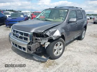 2012 Ford Escape Limited z VIN 1FMCU0E77CKA55069, wystawiony jako IAAI lot #41965439 z przebiegiem 138 186 mil mil oraz . Historia ofert i sprzedaży dostępna na DreamBid. Obrazek 17.