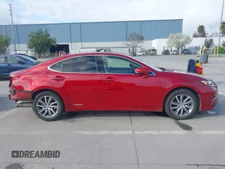 2016 Lexus ES 300h with VIN JTHBW1GG1G2127191, listed as a IAAI auction lot 41895321 with 146,999 mi miles and . Bid and sale history available at DreamBid. Image 14.