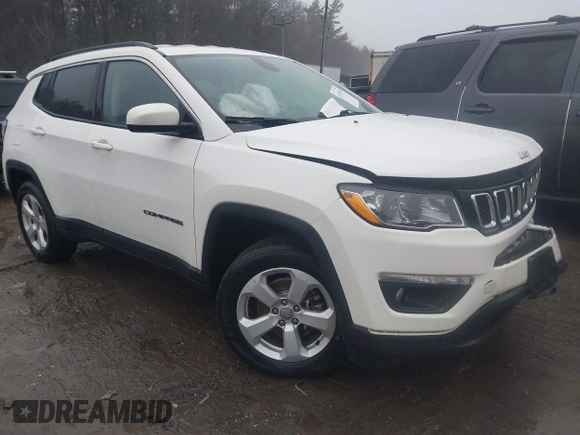 2019 Jeep Compass Latitude with VIN 3C4NJDBB6KT847829, listed as a IAAI auction lot 41476956 with 58,423 mi miles. Bid and sale history available at carsss.com. Image 1.