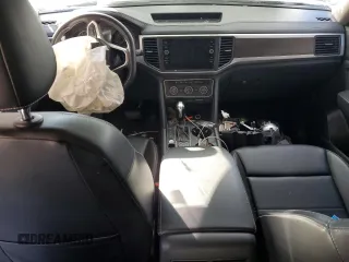 2021 Volkswagen Atlas SE z VIN 1V2LP2CA0MC586839, wystawiony jako Copart lot #88215305 z przebiegiem Nie podano mil oraz Szkody całkowita. Historia ofert i sprzedaży dostępna na DreamBid. Obrazek 8.
