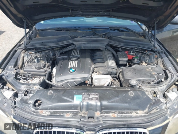 2008 BMW 5 Series 528xi with VIN WBANV13578CZ56362, listed as a IAAI auction lot 42212019 with 166,207 mi miles and . Bid and sale history available at carsss.com. Image 10.