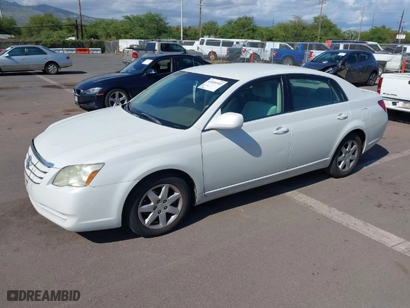 2005 Toyota Avalon XL with VIN 4T1BK36BX5U047867, listed as a IAAI auction lot 41895703 with NaN miles. Bid and sale history available at carsss.com. Image 2.