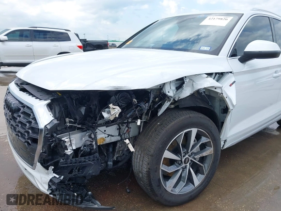 2023 Audi Q5 S line Premium Plus with VIN WA1EABFY3P2122520, listed as a IAAI auction lot 42179826 with 23,020 mi miles and . Bid and sale history available at DreamBid. Image 6.