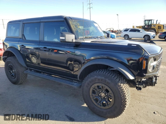 2024 Ford Bronco Wildtrak с VIN 1FMEE2BP3RLB31198, выставлен на аукционе Copart как лот 48140845 с пробегом 2 609 миль миль и Списание • Salvage title. История ставок и продаж доступна на DreamBid. Изображение 4.