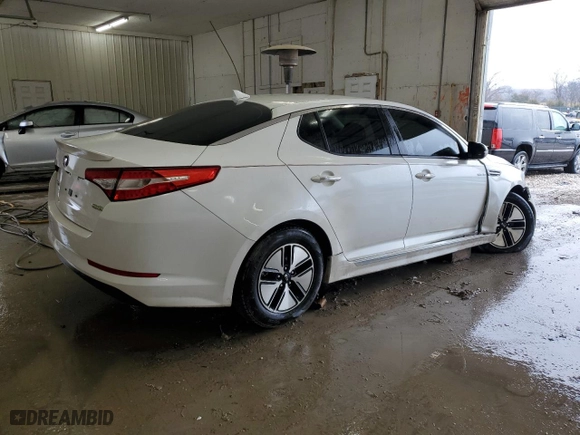 2013 Kia Optima Hybrid EX with VIN KNAGM4ADXD5047344, listed as a Copart auction lot 42802935 with 161,585 mi miles and Salvage Title. Bid and sale history available at carsss.com. Image 3.