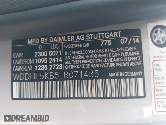 2014 Mercedes-Benz E-Class E 350 Sport with VIN WDDHF5KB5EB071435, listed as a IAAI auction lot 40458844 with 102,629 mi miles. Bid and sale history available at carsss.com. Image 9.