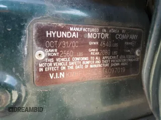 2001 Hyundai XG with VIN KMHFU45D81A097019, listed as a Copart auction lot 43586015 with 198,459 mi miles and Clean Title. Bid and sale history available at carsss.com. Image 12.