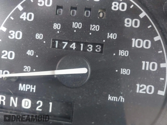 1999 Ford Explorer XLT with VIN 1FMZU34E0XZB98745, listed as a IAAI auction lot 42291282 with 174,133 mi miles and . Bid and sale history available at DreamBid. Image 14.