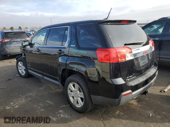 2013 GMC Terrain SLE z VIN 2GKFLREK9D6364631, wystawiony jako Copart lot #43153715 z przebiegiem 90 437 mil mil oraz Szkoda całkowita • Salvage title. Historia ofert i sprzedaży dostępna na DreamBid. Obrazek 2.