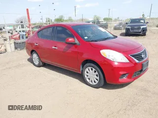 2014 Nissan Versa SV with VIN 3N1CN7AP7EL877133, listed as a IAAI auction lot 41841591 with 85,370 mi miles. Bid and sale history available at carsss.com. Image 1.