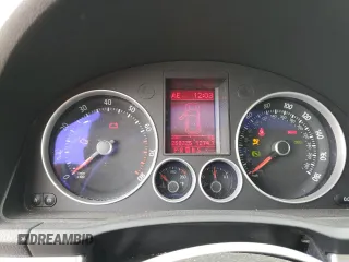 2007 Volkswagen GTI с VIN WVWFV71K27W140613, выставлен на аукционе Copart как лот 60938965 с пробегом 250 225 миль миль и Чистый • Clean title. История ставок и продаж доступна на DreamBid. Изображение 9.