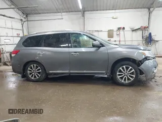 2015 Nissan Pathfinder SL with VIN 5N1AR2MM3FC642198, listed as a IAAI auction lot 42462300 with 191,328 mi miles and . Bid and sale history available at DreamBid. Image 13.