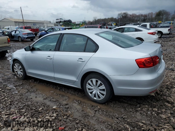 2012 Volkswagen Jetta Sedan S w/Sunroof with VIN 3VW2K7AJ8CM347657, listed as a Copart auction lot 49999095 with 132,345 mi miles and Salvage Title. Bid and sale history available at carsss.com. Image 2.