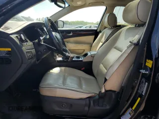 2016 Hyundai Equus Signature with VIN KMHGH4JH4GU101902, listed as a Copart auction lot 61669105 with 115,481 mi miles and Salvage title. Bid and sale history available at DreamBid. Image 7.