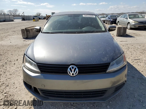 2012 Volkswagen Jetta Sedan SE w/Convenience with VIN 3VWDX7AJ2CM384049, listed as a Copart auction lot 50844455 with 183,776 mi miles and Clean Title. Bid and sale history available at carsss.com. Image 5.