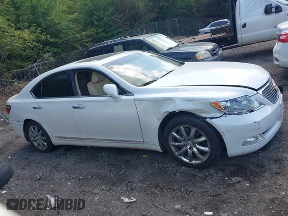 2007 Lexus LS 460 z VIN JTHBL46F675004925, wystawiony jako IAAI lot #42150011 z przebiegiem 127 444 mil mil oraz . Historia ofert i sprzedaży dostępna na DreamBid. Obrazek 13.