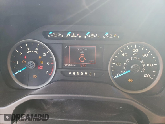 2017 Ford F-150 XL with VIN 1FTEW1EP8HKC35164, listed as a Copart auction lot 40197354 with 127,259 mi miles and Salvage title. Bid and sale history available at DreamBid. Image 9.