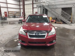 2014 Subaru Legacy Special Sports z VIN 4S3BMBH66E3013133, wystawiony jako IAAI lot #41762771 z przebiegiem 81 434 mil mil oraz . Historia ofert i sprzedaży dostępna na DreamBid. Obrazek 12.