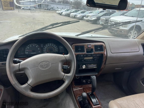 2000 Toyota 4Runner Limited with VIN JT3HN87R8Y9036019, listed as a IAAI auction lot 42050411 with 433,108 mi miles. Bid and sale history available at carsss.com. Image 10.