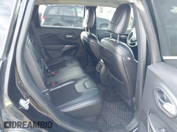 2019 Jeep Cherokee Latitude Plus with VIN 1C4PJMLB9KD245505, listed as a IAAI auction lot 42153262 with 103,248 mi miles and . Bid and sale history available at DreamBid. Image 8.
