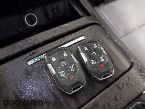 2015 Chevrolet Tahoe LTZ с VIN 1GNSKCKCXFR650963, выставлен на аукционе IAAI как лот 42319953 с пробегом 162 139 миль миль и . История ставок и продаж доступна на DreamBid. Изображение 11.