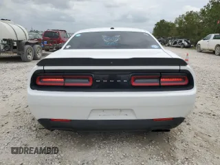 2019 Dodge Challenger R/T z VIN 2C3CDZBT7KH606198, wystawiony jako Copart lot #54912155 z przebiegiem 99 246 mil mil oraz Szkoda całkowita • Salvage title. Historia ofert i sprzedaży dostępna na DreamBid. Obrazek 6.