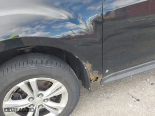 2010 Chevrolet Equinox LS with VIN 2CNALBEW0A6213359, listed as a IAAI auction lot 41932957 with 118,705 mi miles. Bid and sale history available at carsss.com. Image 6.