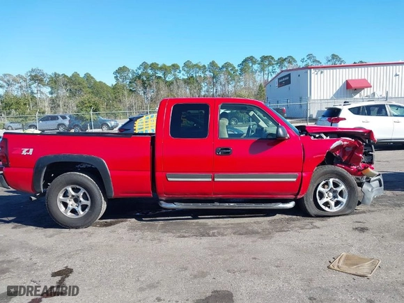 2007 Chevrolet Silverado 1500 Classic LT1 with VIN 1GCEK19Z47Z124253, listed as a IAAI auction lot 41322438 with 239,543 mi miles. Bid and sale history available at carsss.com. Image 13.