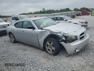 2008 Dodge Charger z VIN 2B3KA43GX8H248254, wystawiony jako Copart lot #55070915 z przebiegiem 196 269 mil mil oraz Szkoda całkowita • Salvage title. Historia ofert i sprzedaży dostępna na DreamBid. Obrazek 4.