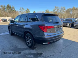 2017 Honda Pilot EX with VIN 5FNYF6H32HB005734, listed as a Copart auction lot 43256325 with 192,849 mi miles and Clean Title. Bid and sale history available at DreamBid. Image 3.