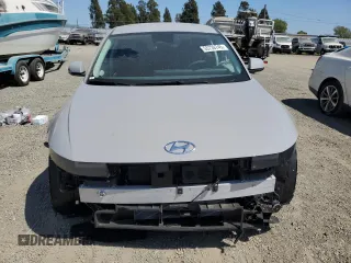2024 Hyundai Ioniq 5 SE z VIN KM8KM4DE9RU337455, wystawiony jako Copart lot #53738745 z przebiegiem 2 490 mil mil oraz Szkoda całkowita • Salvage title. Historia ofert i sprzedaży dostępna na DreamBid. Obrazek 5.