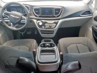 2018 Chrysler Pacifica Touring Plus with VIN 2C4RC1FG6JR212188, listed as a Copart auction lot 54270545 with 161,653 mi miles and Clean Title. Bid and sale history available at DreamBid. Image 8.