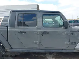 2021 Jeep Gladiator Willys with VIN 1C6HJTAG9ML559555, listed as a IAAI auction lot 41669066 with 74,799 mi miles. Bid and sale history available at carsss.com. Image 12.