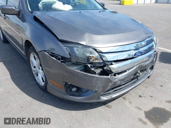 2011 Ford Fusion SE with VIN 3FAHP0HA9BR113630, listed as a IAAI auction lot 42024520 with 126,174 mi miles. Bid and sale history available at carsss.com. Image 6.
