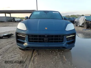 2024 Porsche Cayenne S with VIN WP1BL2AY5RDA62305, listed as a Copart auction lot 74182824 with 1,137 mi miles and Salvage title. Bid and sale history available at DreamBid. Image 5.