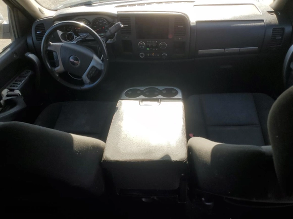 2011 GMC Sierra 1500 SLE with VIN 3GTP1VE03BG183085, listed as a Copart auction lot 46174105 with 118,192 mi miles and Salvage Title. Bid and sale history available at carsss.com. Image 8.