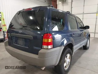 2002 Ford Escape XLS Choice with VIN 1FMYU02142KA16248, listed as a IAAI auction lot 41900344 with 203,427 mi miles and . Bid and sale history available at DreamBid. Image 4.