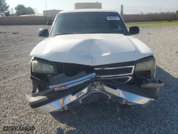 2006 Chevrolet Silverado 1500 Work Truck with VIN 3GCEC14VX6G246762, listed as a Copart auction lot 46645975 with 198,696 mi miles and Salvage Title. Bid and sale history available at carsss.com. Image 5.