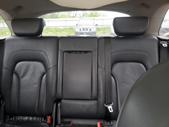 2010 Audi Q5 Premium Plus z VIN WA1LKAFP9AA062052, wystawiony jako Copart lot #56787055 z przebiegiem 122 925 mil mil oraz Czysty tytuł • Clean title. Historia ofert i sprzedaży dostępna na DreamBid. Obrazek 10.