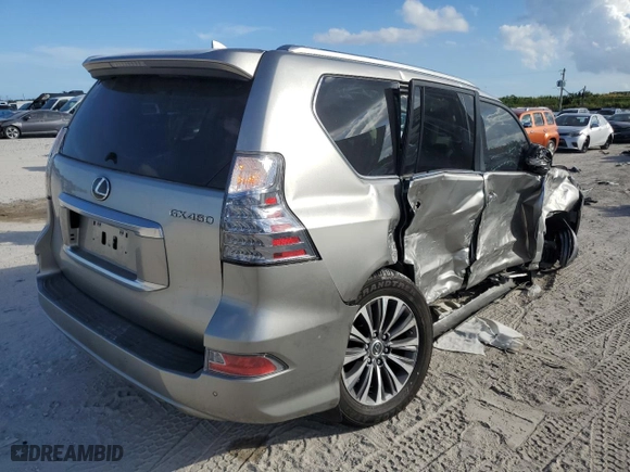 2022 Lexus GX with VIN JTJGM7BX8N5317991, listed as a Copart auction lot 36034463 with 9,541 mi miles. Bid and sale history available at carsss.com. Image 3.
