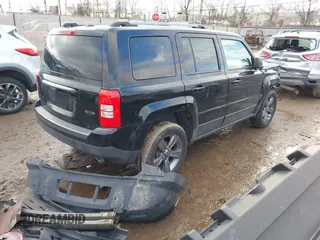 2016 Jeep Patriot Sport with VIN 1C4NJPBA2GD703569, listed as a IAAI auction lot 41507295 with 148,334 mi miles and . Bid and sale history available at DreamBid. Image 4.